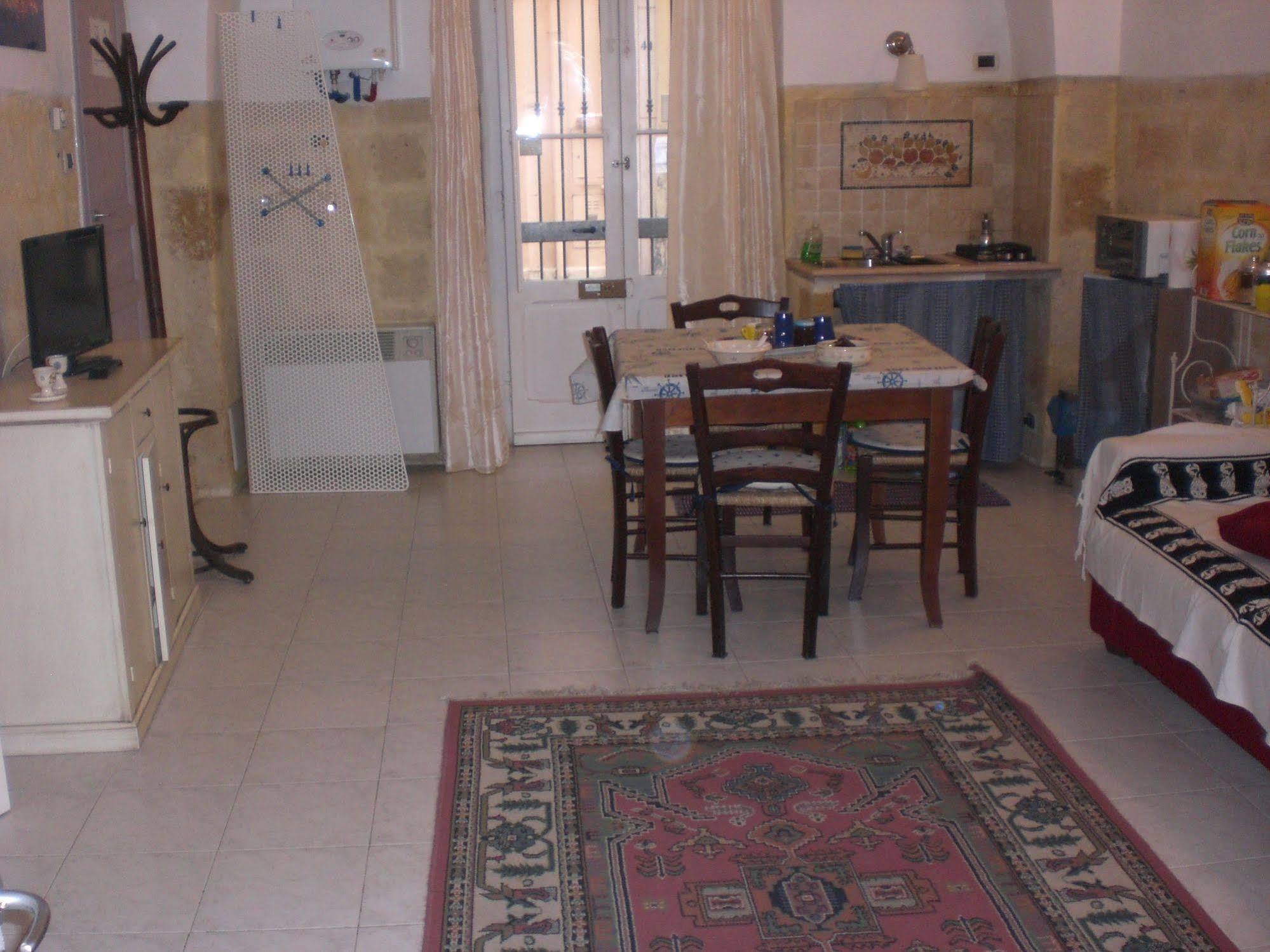 Bed & Breakfast Mare Nostrum Бриндизи Экстерьер фото